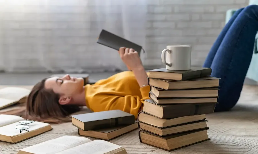 medium-shot-woman-reading.jpg
